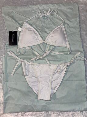 NWT Suvimuga White Tie-Side Triangle Bandeau Bikini Set